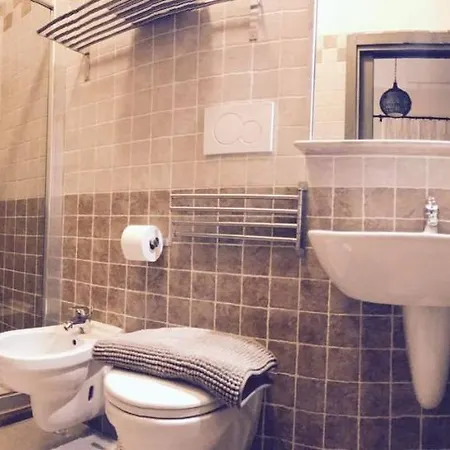 Les Fleurs Oda ve Kahvaltı Bari